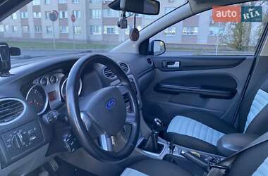 Універсал Ford Focus 2010 в  фото 14 Універсал Ford Focus 2010 в