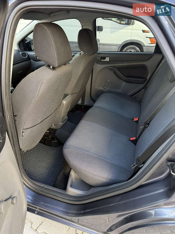 Седан Ford Focus 2010 в Хмельницькому фото 18 Седан Ford Focus 2010 в Хмельницькому