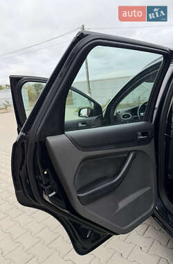 Універсал Ford Focus 2006 в  фото 27 Універсал Ford Focus 2006 в