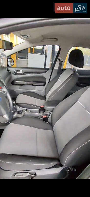 Седан Ford Focus 2010 в Хмельницькому фото 30 Седан Ford Focus 2010 в Хмельницькому