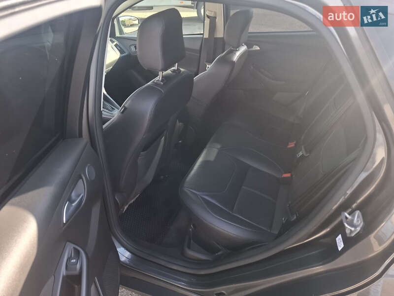 Хэтчбек Ford Focus 2015 в Одессе