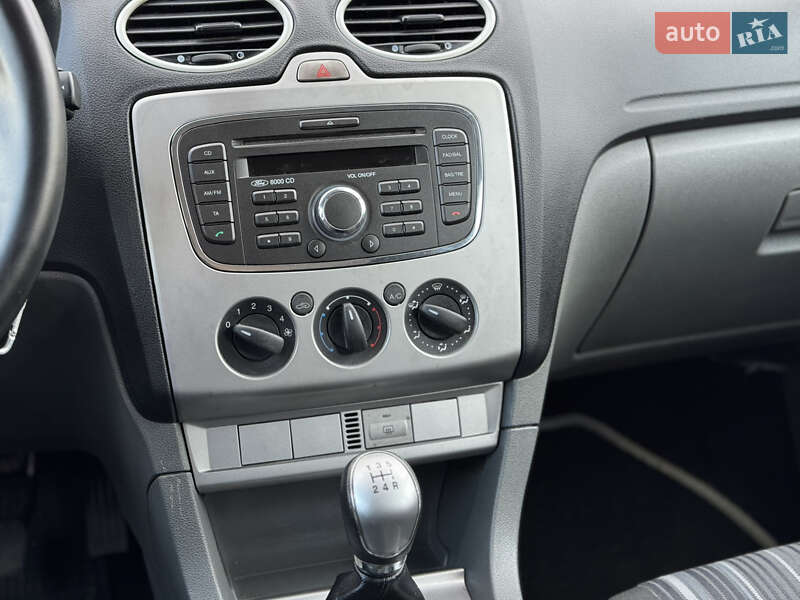 Універсал Ford Focus 2010 в Долині фото 29 Універсал Ford Focus 2010 в Долині