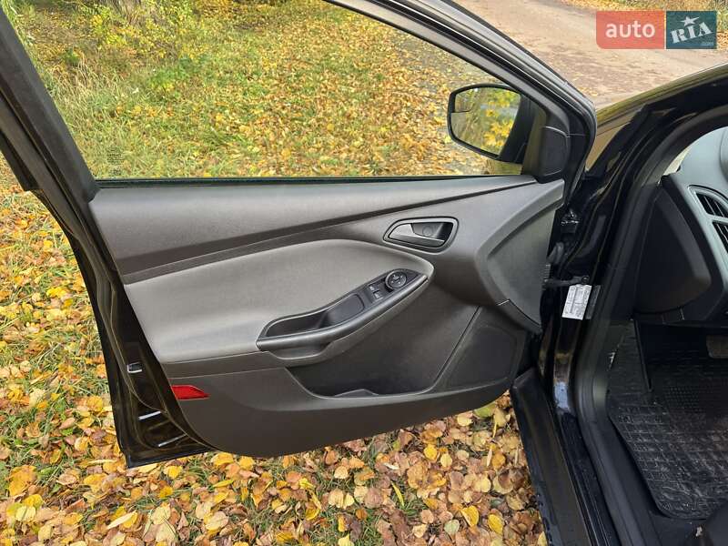 Седан Ford Focus 2014 в Житомирі фото 4 Седан Ford Focus 2014 в Житомирі