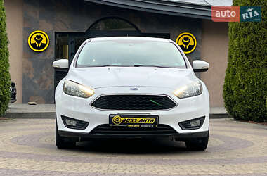 Седан Ford Focus 2015 в 