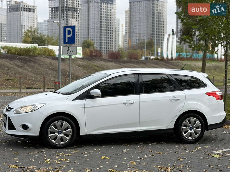 Универсал Ford Focus 2013 в Киеве фото 10 Универсал Ford Focus 2013 в Киеве