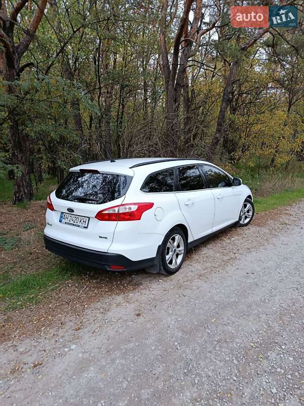 Универсал Ford Focus 2013 в Каменском