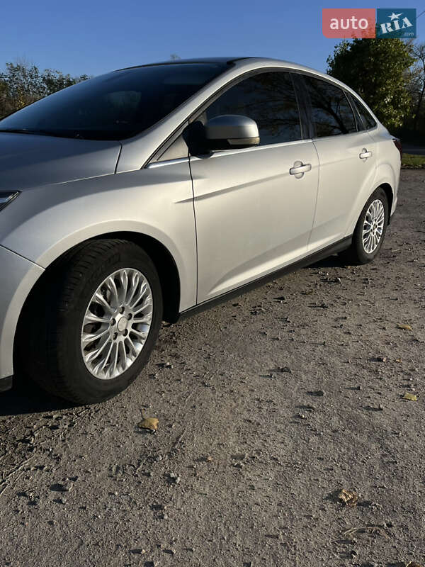 Седан Ford Focus 2011 в Олександрії