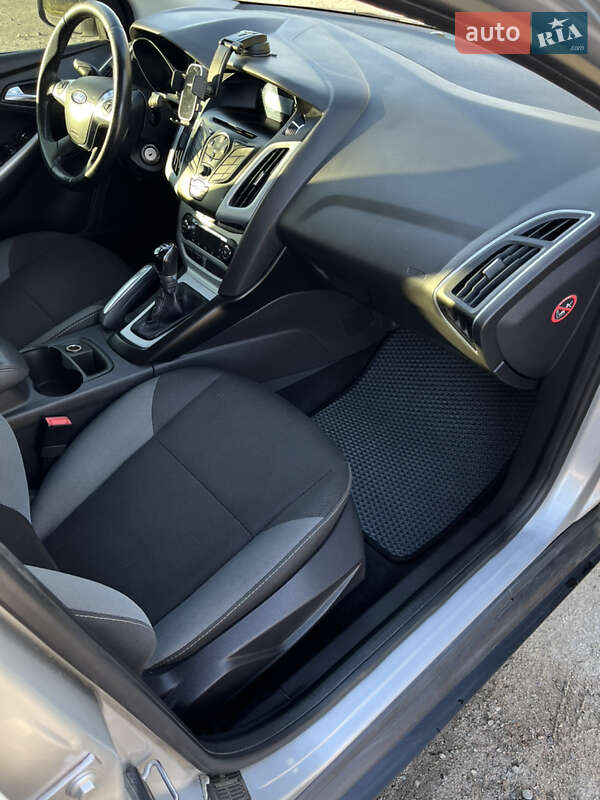 Седан Ford Focus 2011 в Олександрії