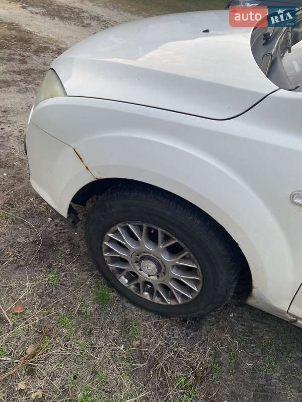 Универсал Ford Focus 2006 в Змиеве фото 5 Универсал Ford Focus 2006 в Змиеве