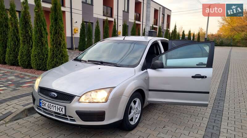 Хетчбек Ford Focus 2005 в Луцьку фото 28 Хетчбек Ford Focus 2005 в Луцьку