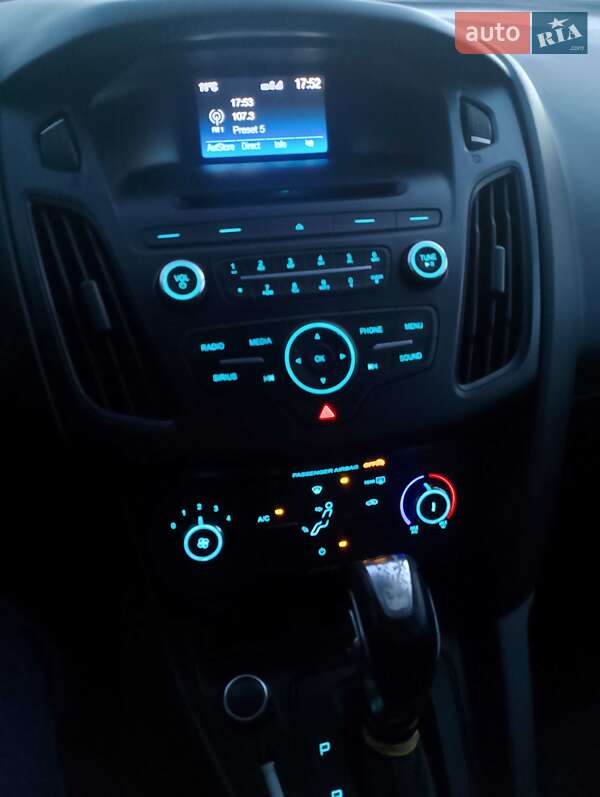 Седан Ford Focus 2015 в Днепре фото 3 Седан Ford Focus 2015 в Днепре