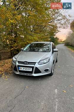Хэтчбек Ford Focus 2014 в Ровно