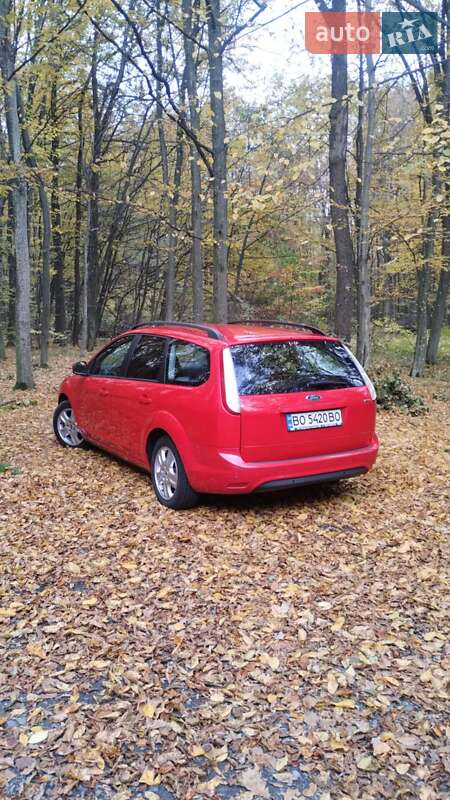 Ford Focus 2010 Ford Focus 2010