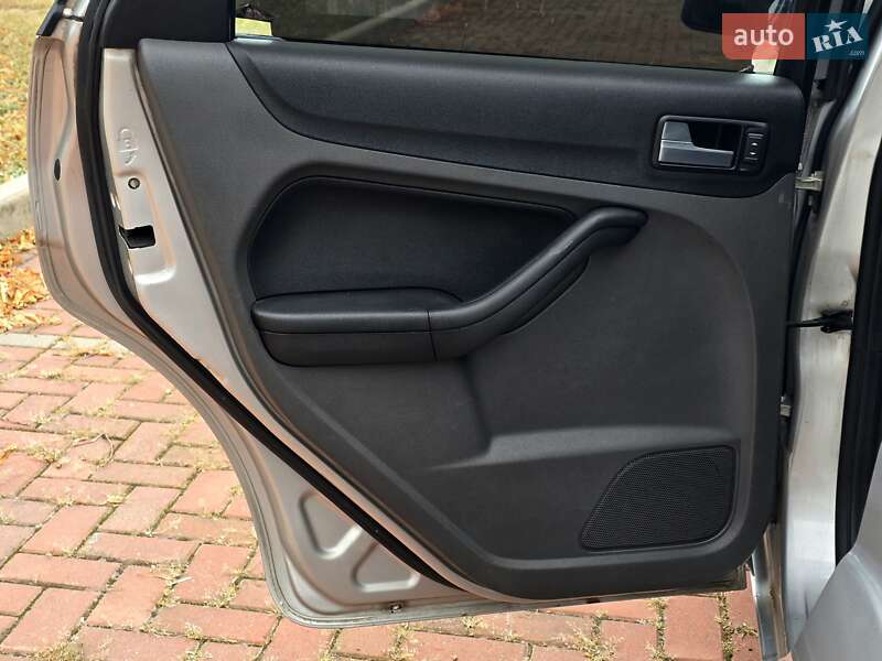 Универсал Ford Focus 2006 в Харькове фото 19 Универсал Ford Focus 2006 в Харькове