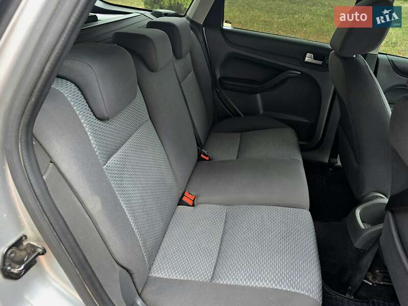 Универсал Ford Focus 2006 в Харькове фото 23 Универсал Ford Focus 2006 в Харькове