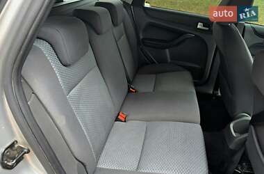 Універсал Ford Focus 2006 в  фото 23 Універсал Ford Focus 2006 в