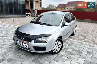 Хетчбек Ford Focus 2005 в Тячеві