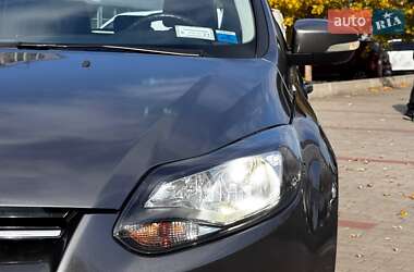 Хетчбек Ford Focus 2014 в  фото 4 Хетчбек Ford Focus 2014 в
