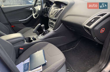 Універсал Ford Focus 2012 в  фото 37 Універсал Ford Focus 2012 в