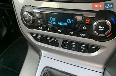Універсал Ford Focus 2012 в  фото 63 Універсал Ford Focus 2012 в