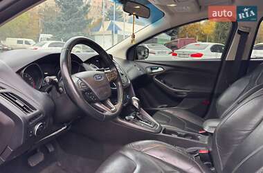 Седан Ford Focus 2016 в 