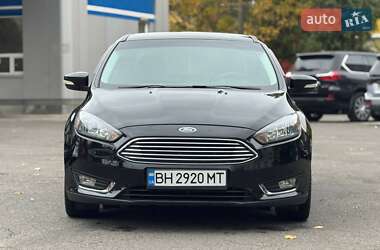Седан Ford Focus 2016 в 