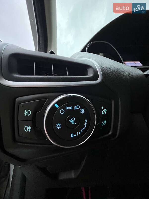 Універсал Ford Focus 2013 в Звягелі