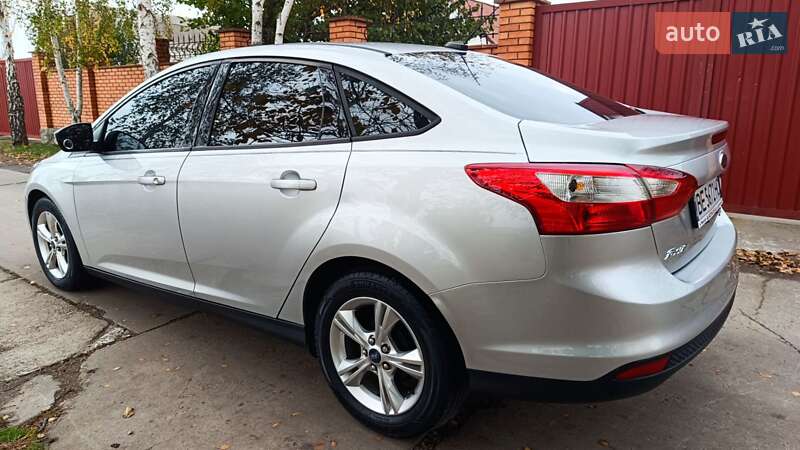 Седан Ford Focus 2013 в Миколаєві фото 5 Седан Ford Focus 2013 в Миколаєві
