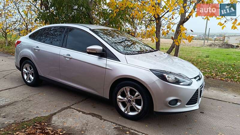 Седан Ford Focus 2013 в Миколаєві фото 10 Седан Ford Focus 2013 в Миколаєві
