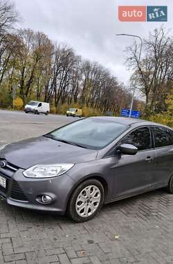 Седан Ford Focus 2012 в 