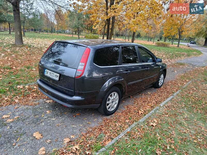 Універсал Ford Focus 2005 в Рівному фото 5 Універсал Ford Focus 2005 в Рівному