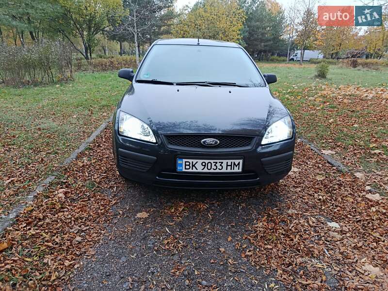 Універсал Ford Focus 2005 в Рівному фото 22 Універсал Ford Focus 2005 в Рівному