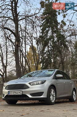 Седан Ford Focus 2018 в  фото 4 Седан Ford Focus 2018 в