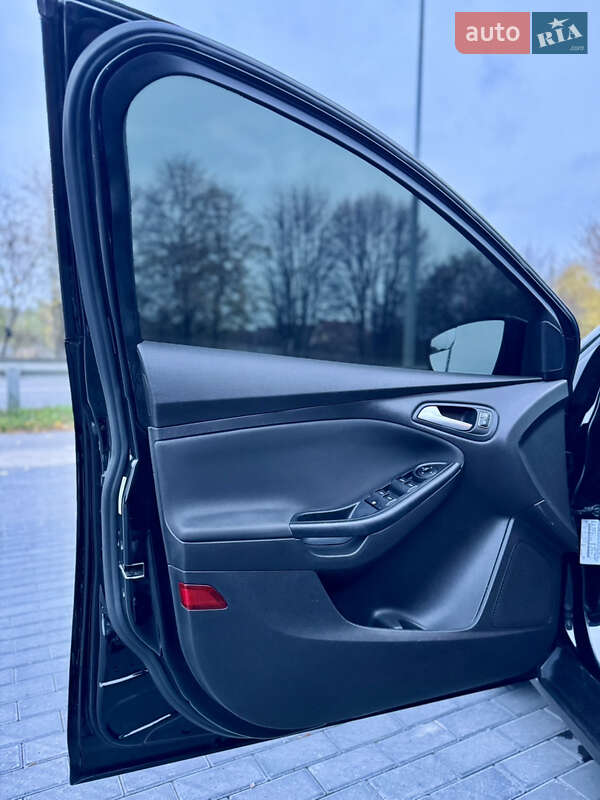 Седан Ford Focus 2015 в Виннице