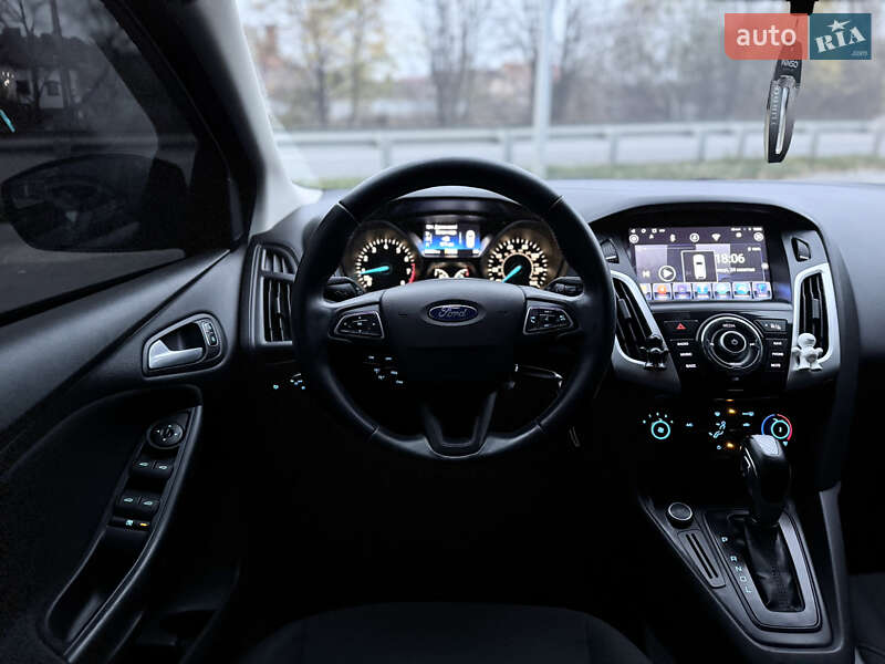 Седан Ford Focus 2015 в Виннице