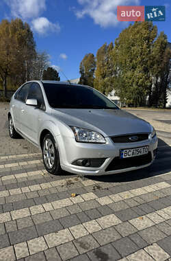 Хэтчбек Ford Focus 2007 в Львове