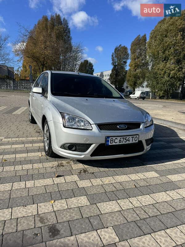Хетчбек Ford Focus 2007 в Львові фото 3 Хетчбек Ford Focus 2007 в Львові
