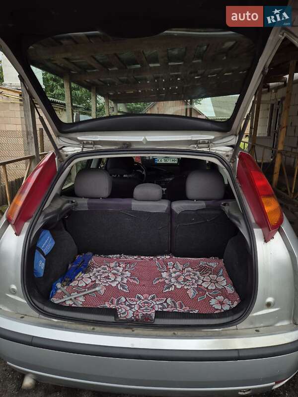 Хетчбек Ford Focus 2003 в Золотоноші фото 4 Хетчбек Ford Focus 2003 в Золотоноші