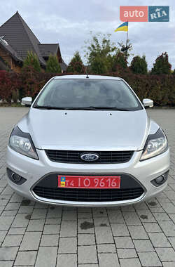 Хетчбек Ford Focus 2009 в  фото 2 Хетчбек Ford Focus 2009 в