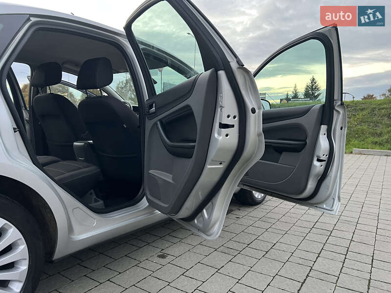 Хетчбек Ford Focus 2009 в Стрию