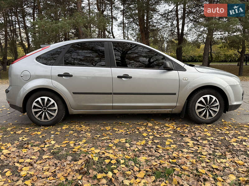 Хетчбек Ford Focus 2005 в Кременчуці фото 6 Хетчбек Ford Focus 2005 в Кременчуці