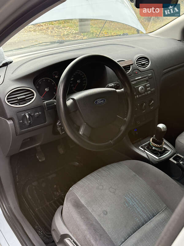 Хетчбек Ford Focus 2005 в Кременчуці фото 26 Хетчбек Ford Focus 2005 в Кременчуці