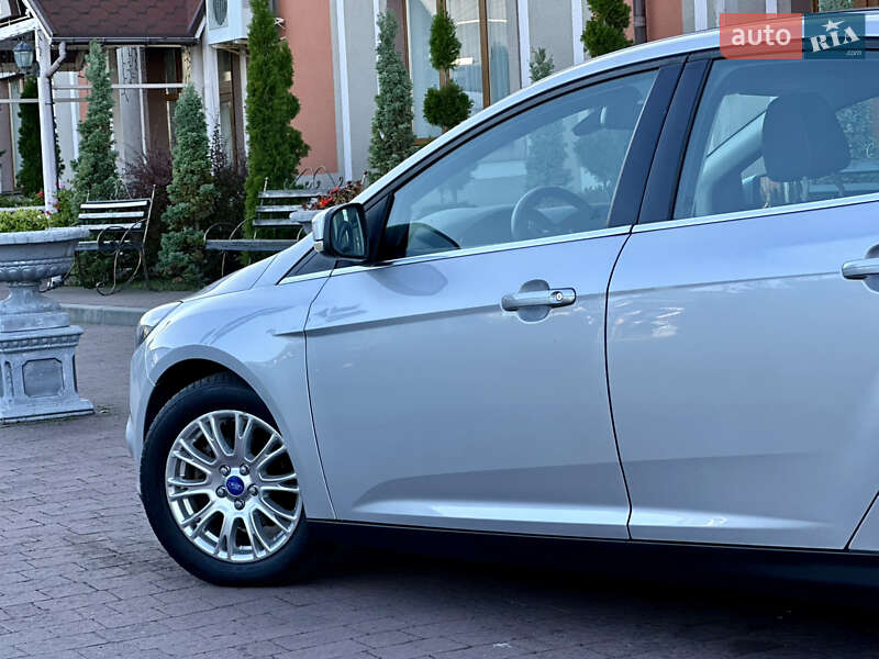 Хетчбек Ford Focus 2011 в Стрию