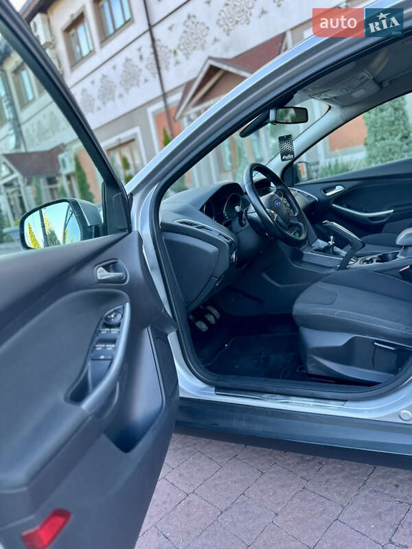 Хетчбек Ford Focus 2011 в Стрию
