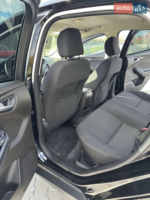 Седан Ford Focus 2016 в Ірпені