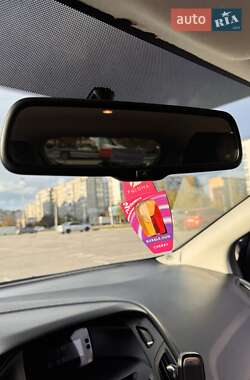 Хэтчбек Ford Focus 2014 в 