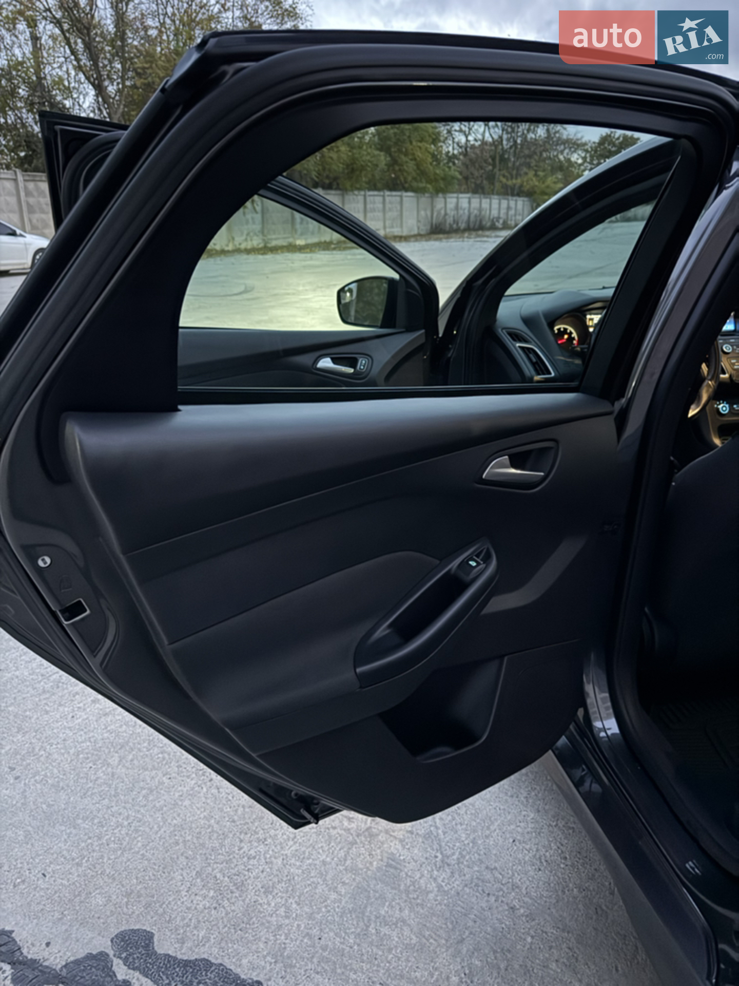 2015 Ford Focus - мініатюра 25