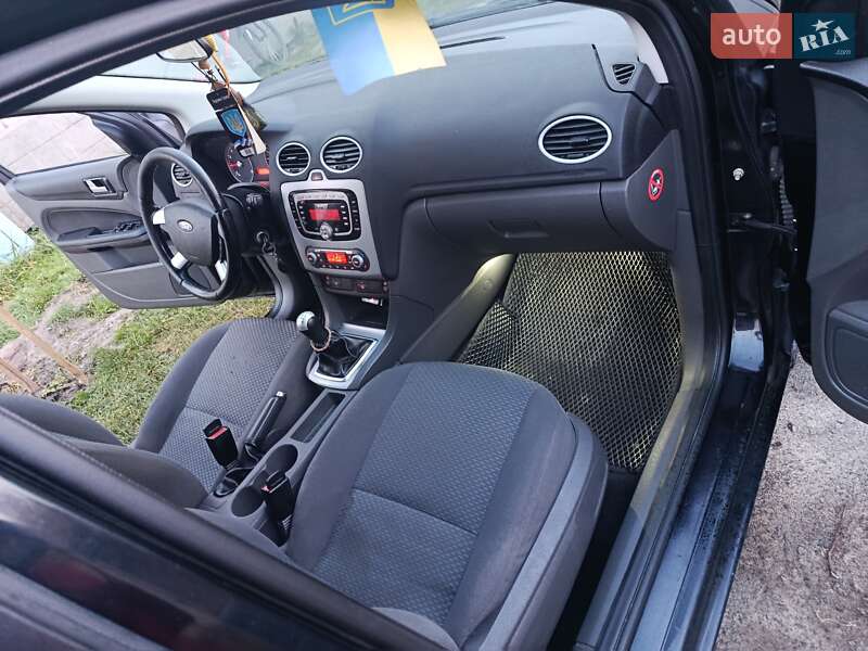 Хетчбек Ford Focus 2007 в Звягелі фото 9 Хетчбек Ford Focus 2007 в Звягелі