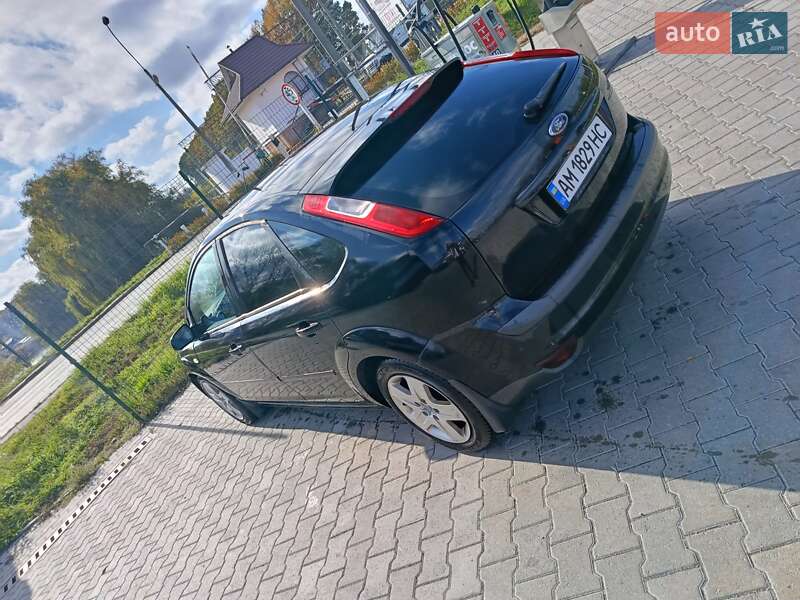 Хетчбек Ford Focus 2007 в Звягелі фото 29 Хетчбек Ford Focus 2007 в Звягелі