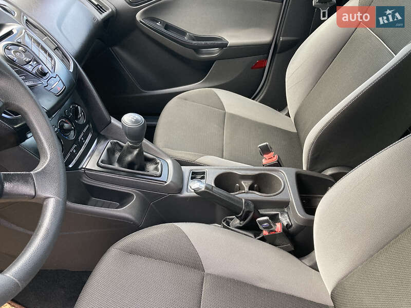 Хэтчбек Ford Focus 2014 в Одессе фото 15 Хэтчбек Ford Focus 2014 в Одессе